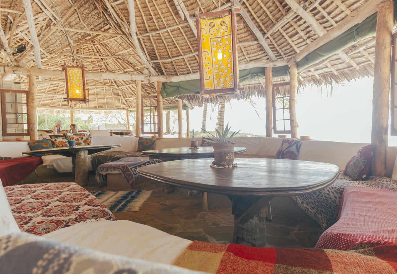 Mikadi Beach Camp & Backpackers Albergue Dar es Salaam Exterior foto